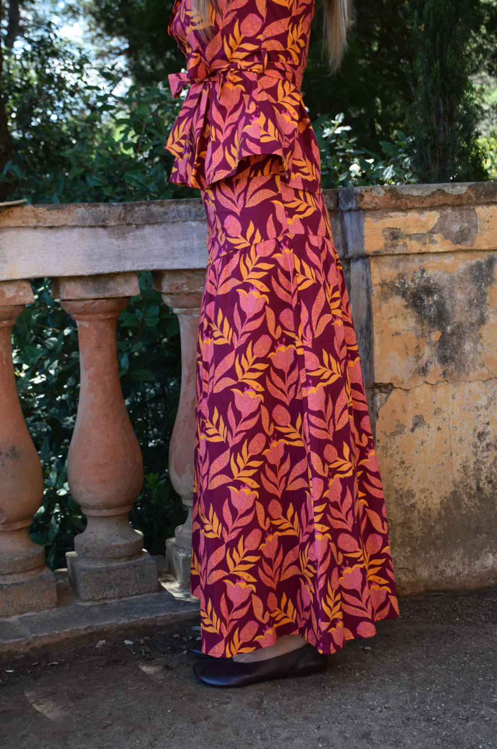 Falda Beth Flores Burgundy