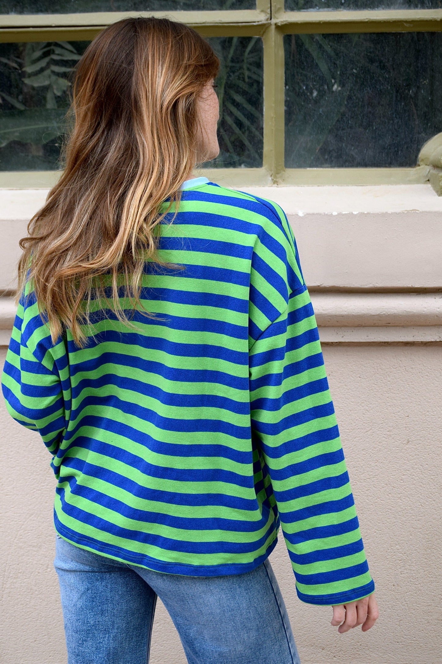 Camiseta Núria Verde y Marino