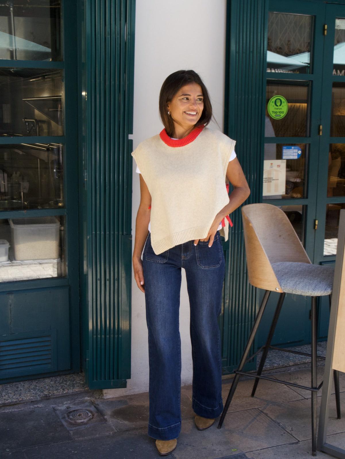 Chaleco Julieta Beige y Rojo