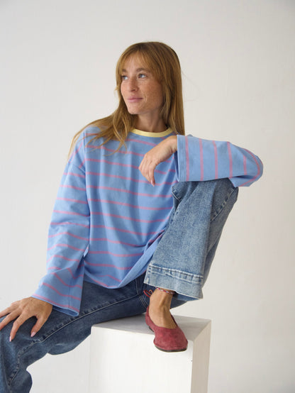 Míriam Lavender and Light Blue T-shirt