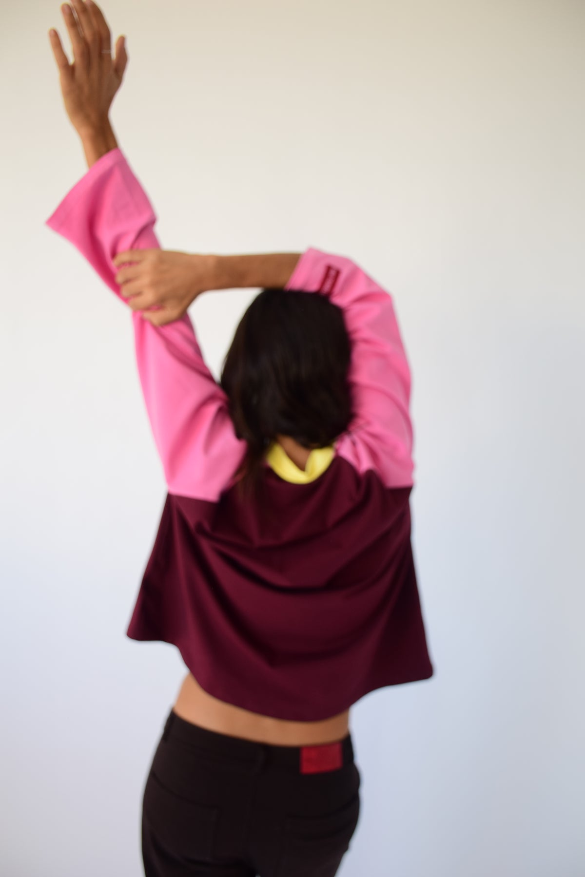 Camiseta Carlota Burgundy y Rosa