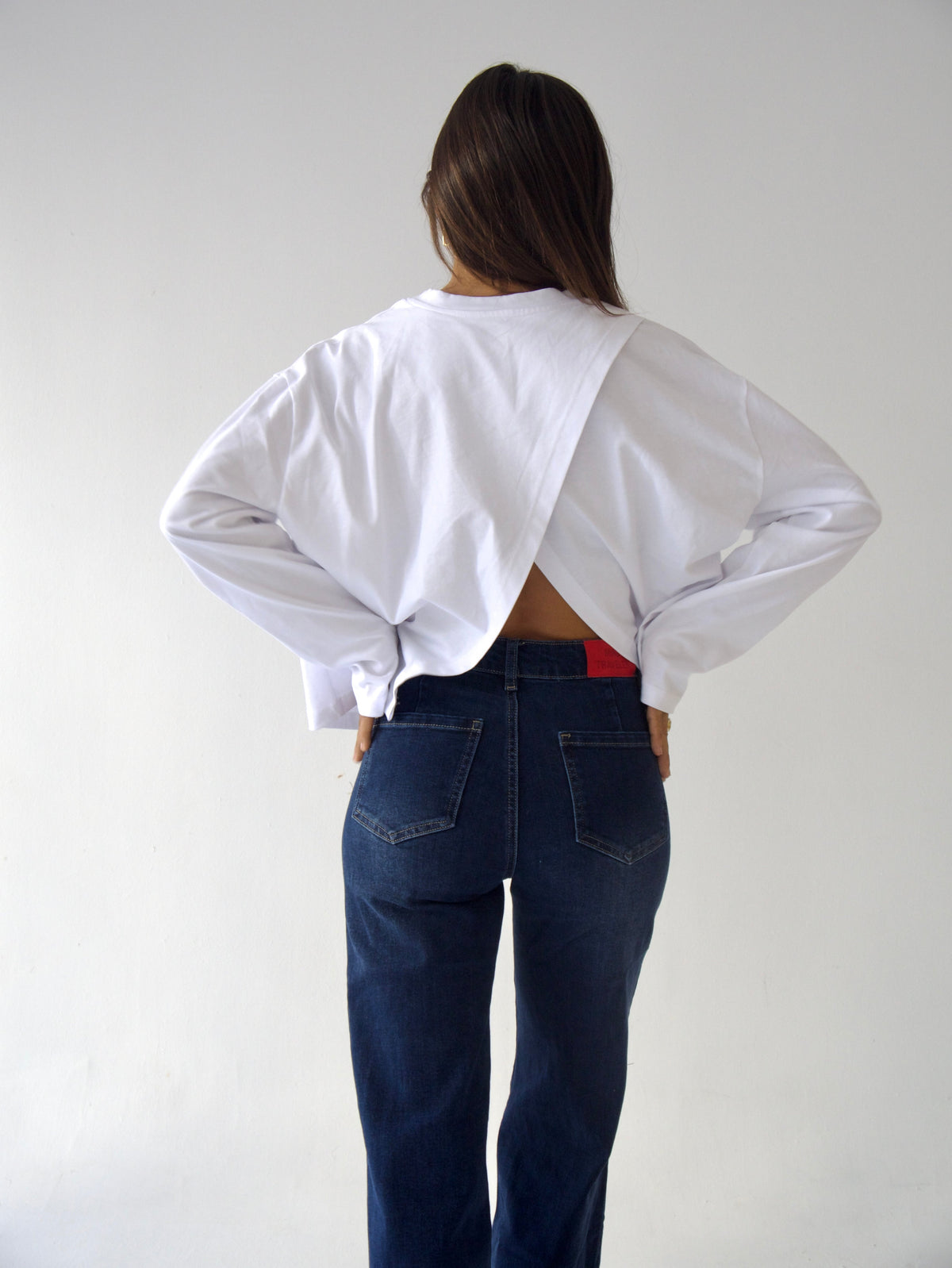 White Ágata Long Sleeve T-Shirt