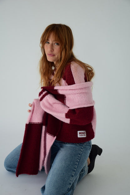 Bufanda Sara Rosa y Burgundy
