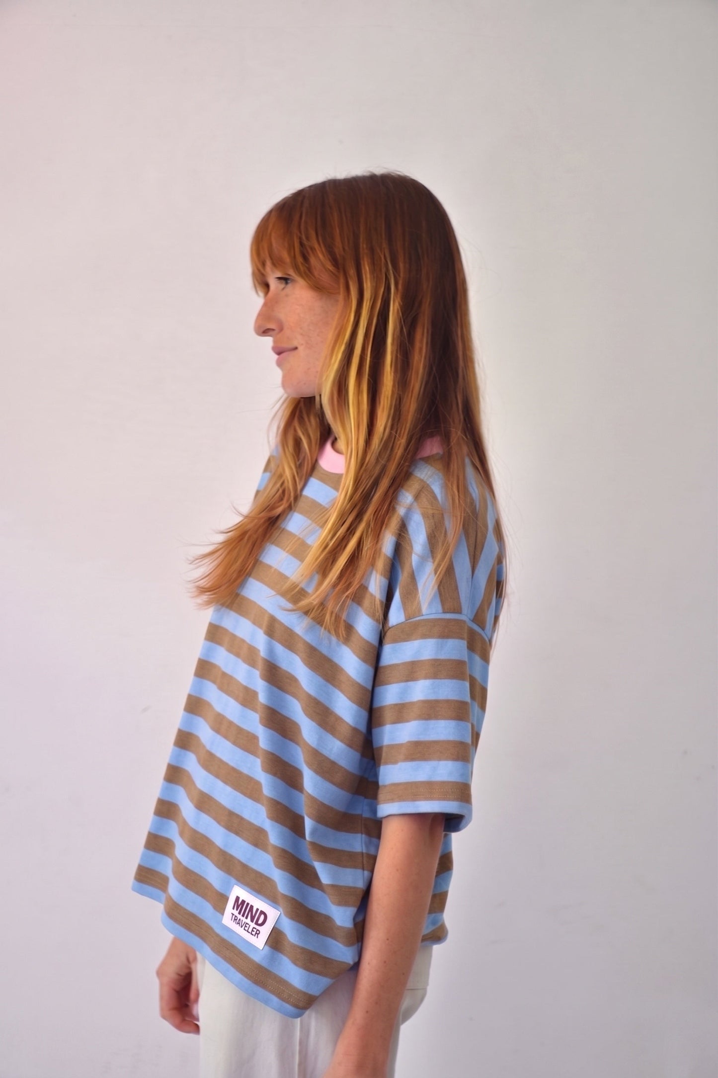 Camiseta Nunu Celeste y Marrón