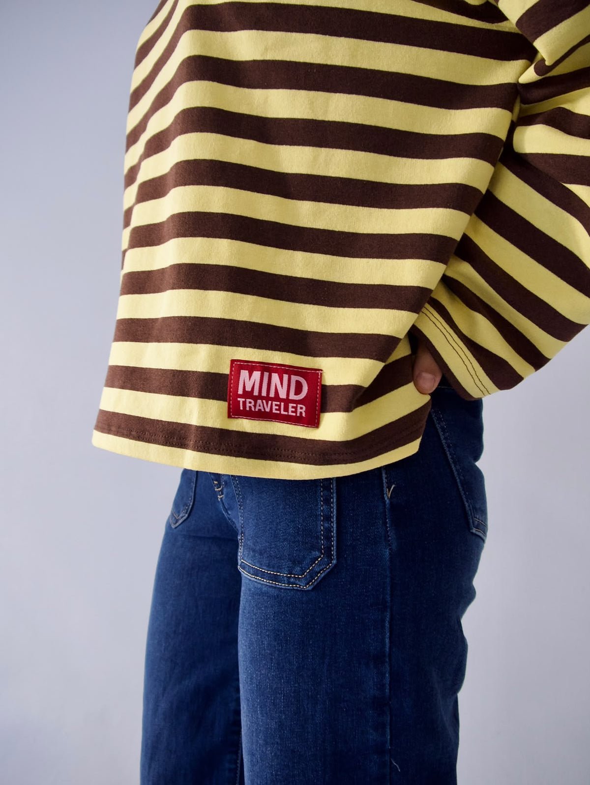 Camiseta Núria Amarillo Marrón