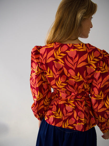 Blusa Beth Flores Burgundy