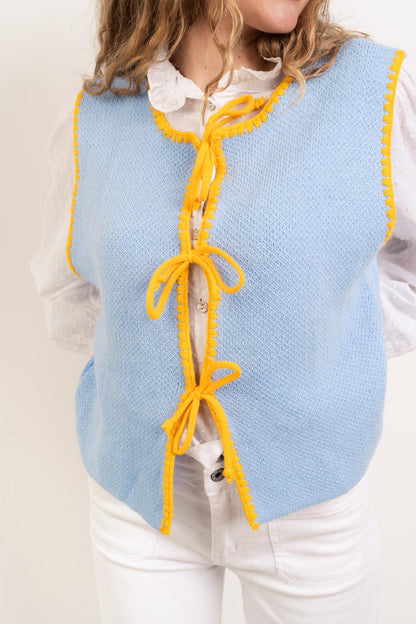 Chaleco Punto Celeste y Amarillo