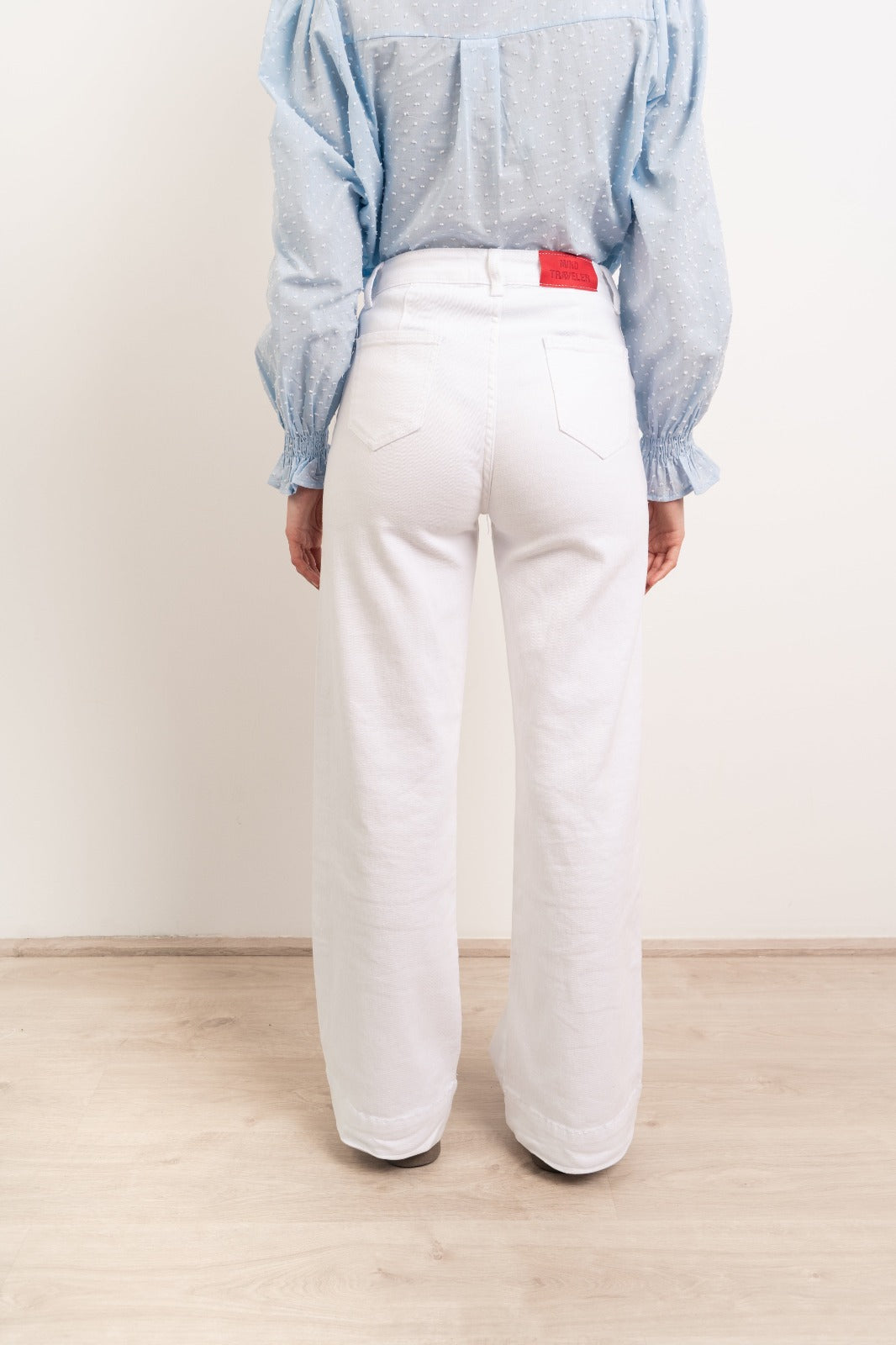 Valeria Blanco Jeans