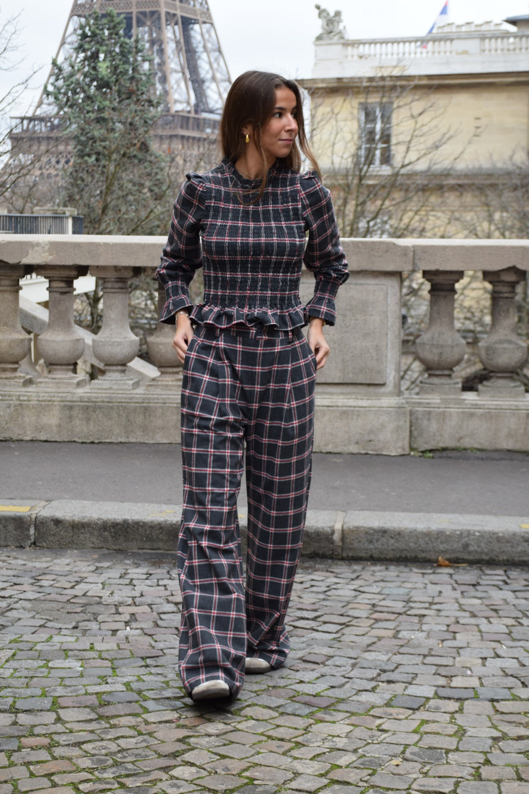 Pantalón Alia Cuadros Gris y Rojo