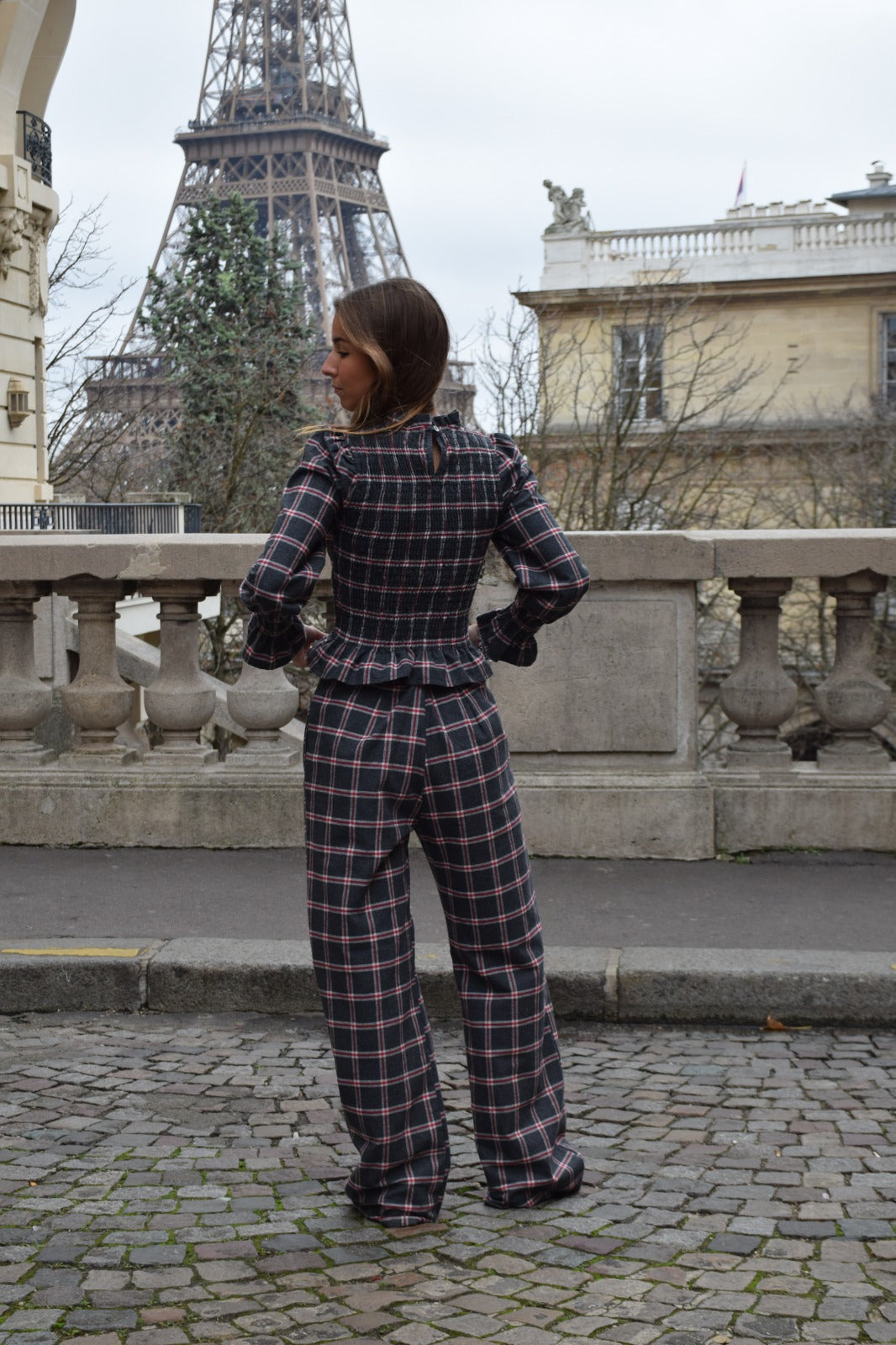 Blusa Chía Alia Cuadros Gris y Rojo