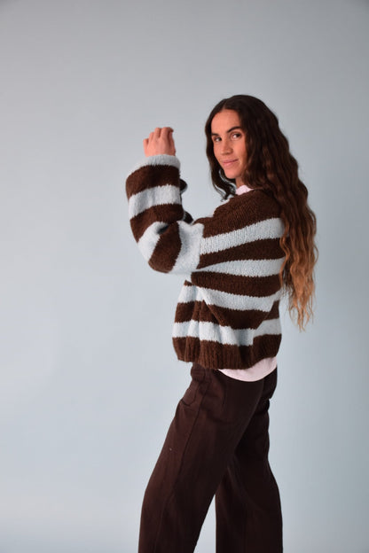 Cárdigan Aura Celeste y Marrón