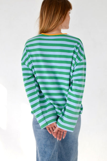 Camiseta Núria Verde y Marino