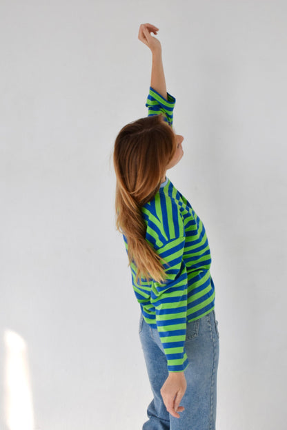 Camiseta Núria Verde y Marino