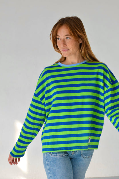Camiseta Núria Verde y Marino