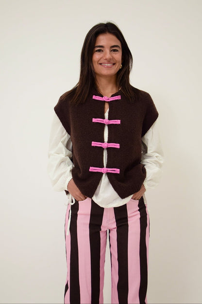 Chaleco Lucy Marrón y Rosa