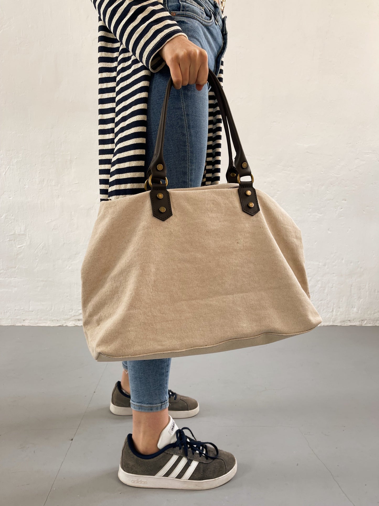 Julieta Sand Bag