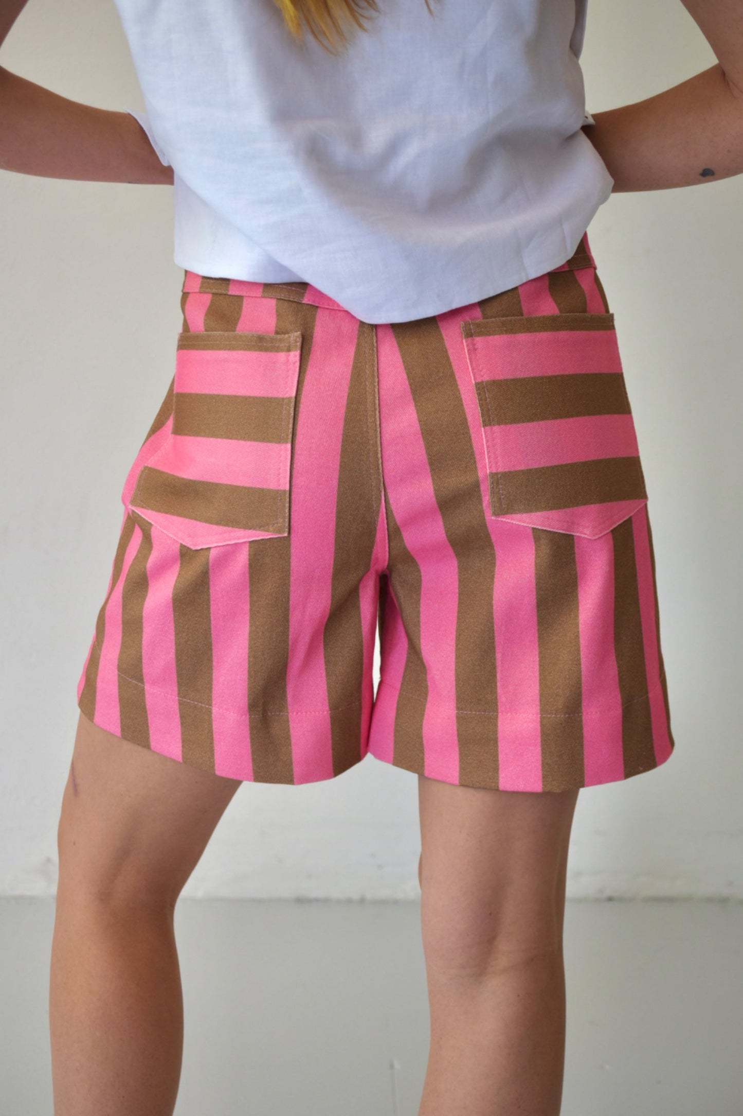 Short Gala Rosa y Marrón